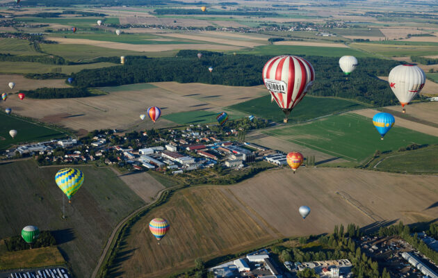 80 balónů nad Hradcem Králové