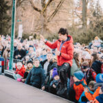 FOTO: Vrchlabí tleskalo svým olympionikům, dostali krkonošské dárky