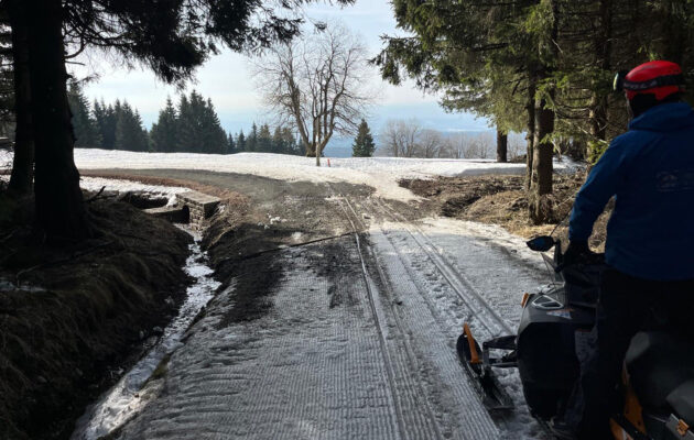 Běžkaři se na start Krkonošské 70 nepostaví, chybí sníh