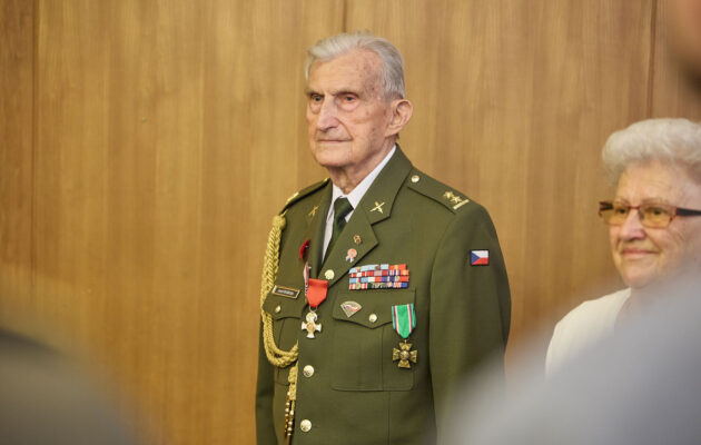Válečný veterán Josef Svoboda oslavil 100. narozeniny!